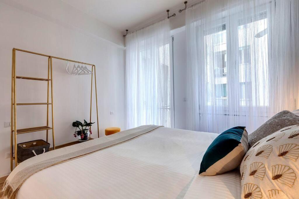 Nazionale Dream - Blu Pavone * Florencia